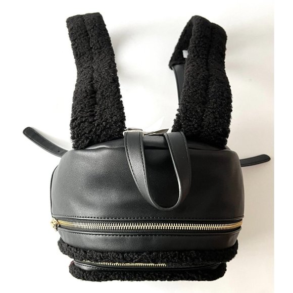 LOVE MOSCHINO Black Vegan Leather & Shearling Trimmed Backpack, NWT! $350 - Picture 3 of 10